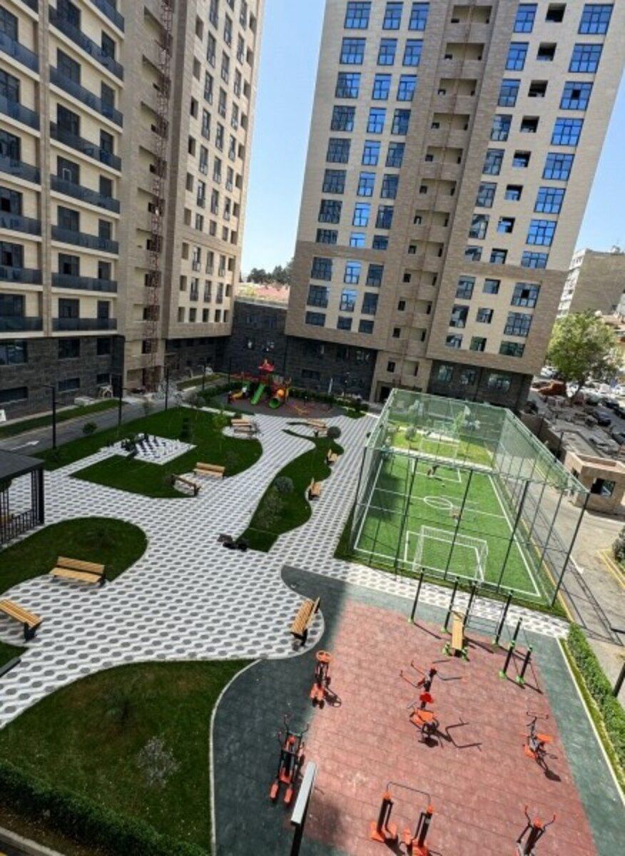 Satılır 3 otaqlı yeni tikili 100 m² — Mənzil, Bakı (2)