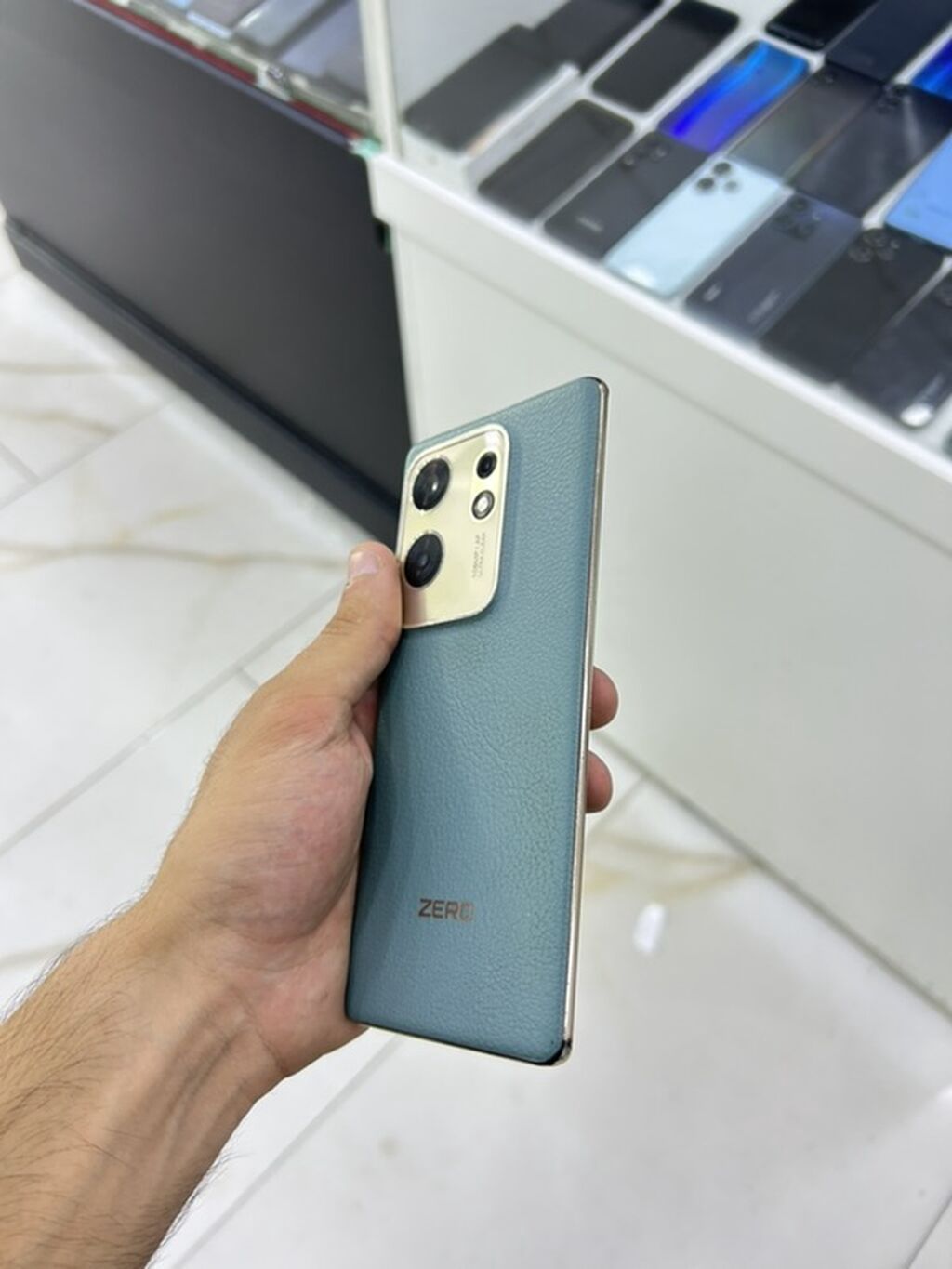 Infinix Zero 30, 256 GB, rəng - Göy, Simsiz şarj, Face ID — Infinix, Gəncə (2)