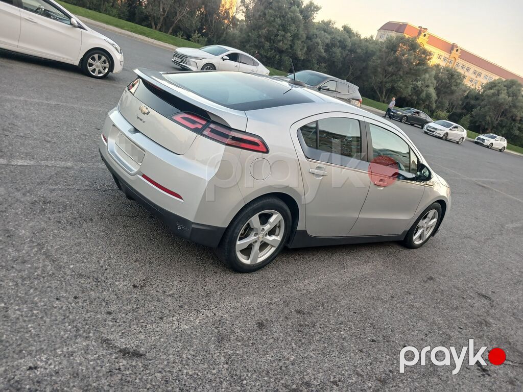 Chevrolet Volt: 1.4 l | 2015 il 193830 km Hetçbek 02-AZ-123 — Avtomobillər, Bakı (5)