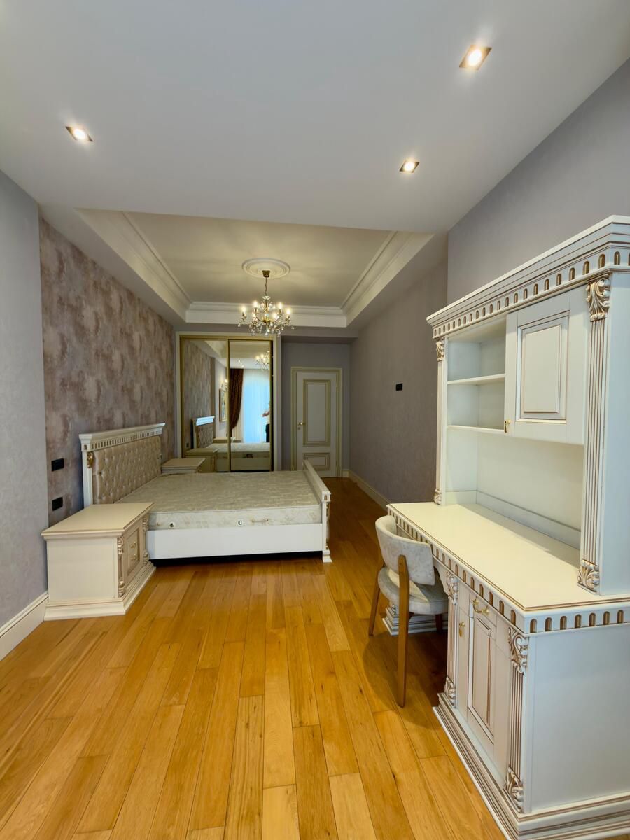 4-otaqlı yeni tikili, Nəsimi r., 175 m² — Daşınmaz əmlak, Bakı (10)