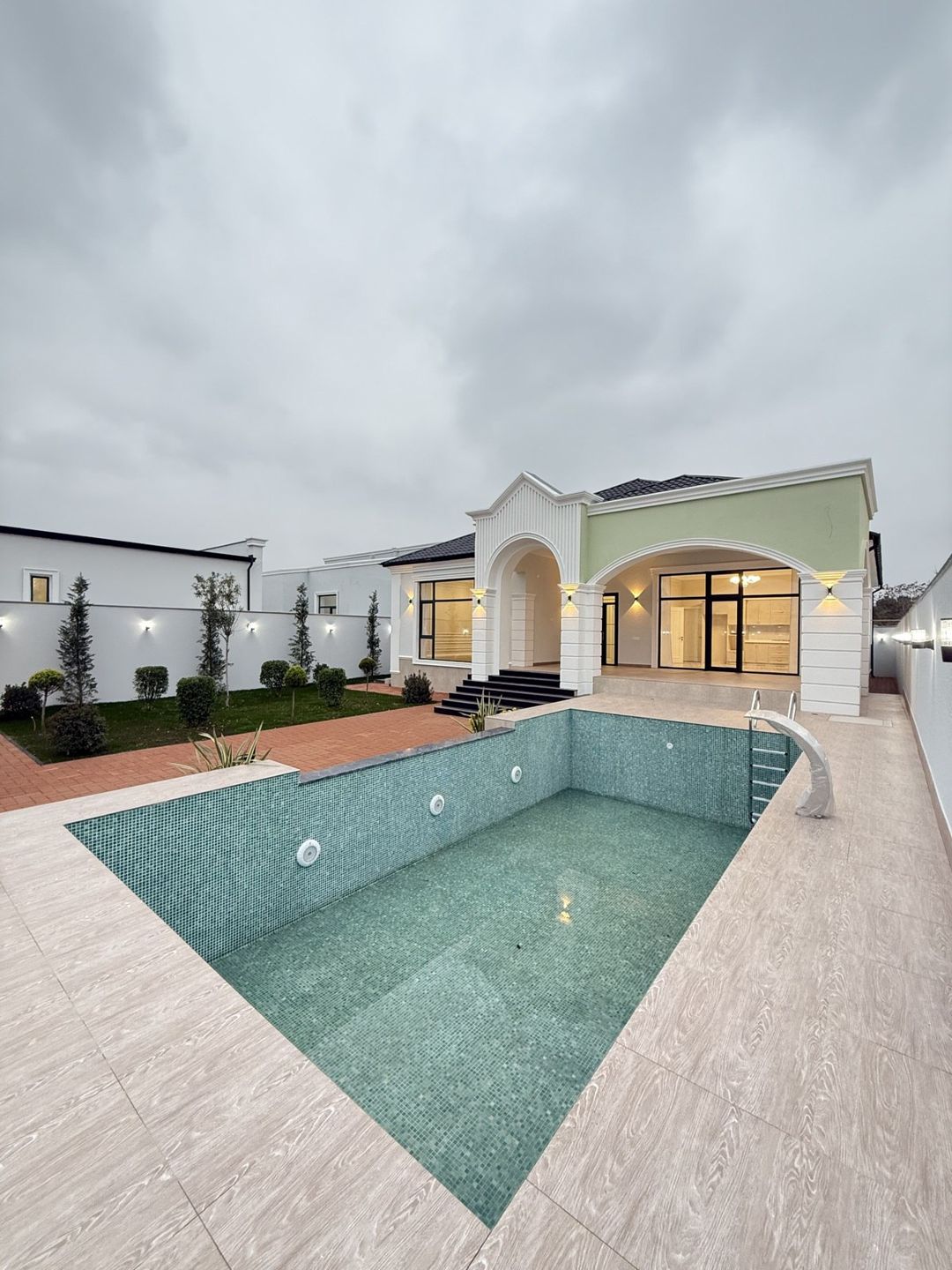 Satılır 5 otaqlı həyət evi/bağ evi 260 m² — Ev, villa, Bakı (4)