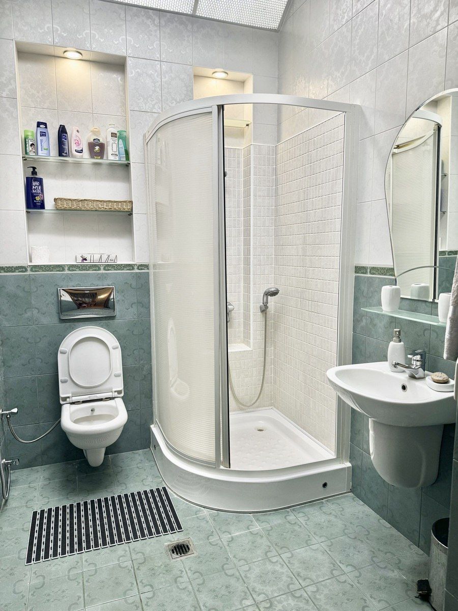 İcarəyə verilir 3 otaqlı köhnə tikili 231 m² — Mənzil, Bakı (4)