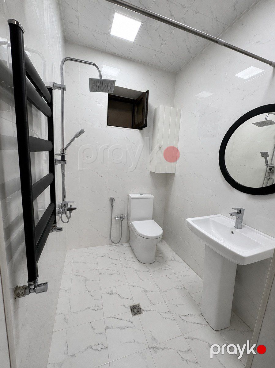 Satılır 6 otaqlı həyət evi/bağ evi 250 m² — Ev, villa, Bakı (12)