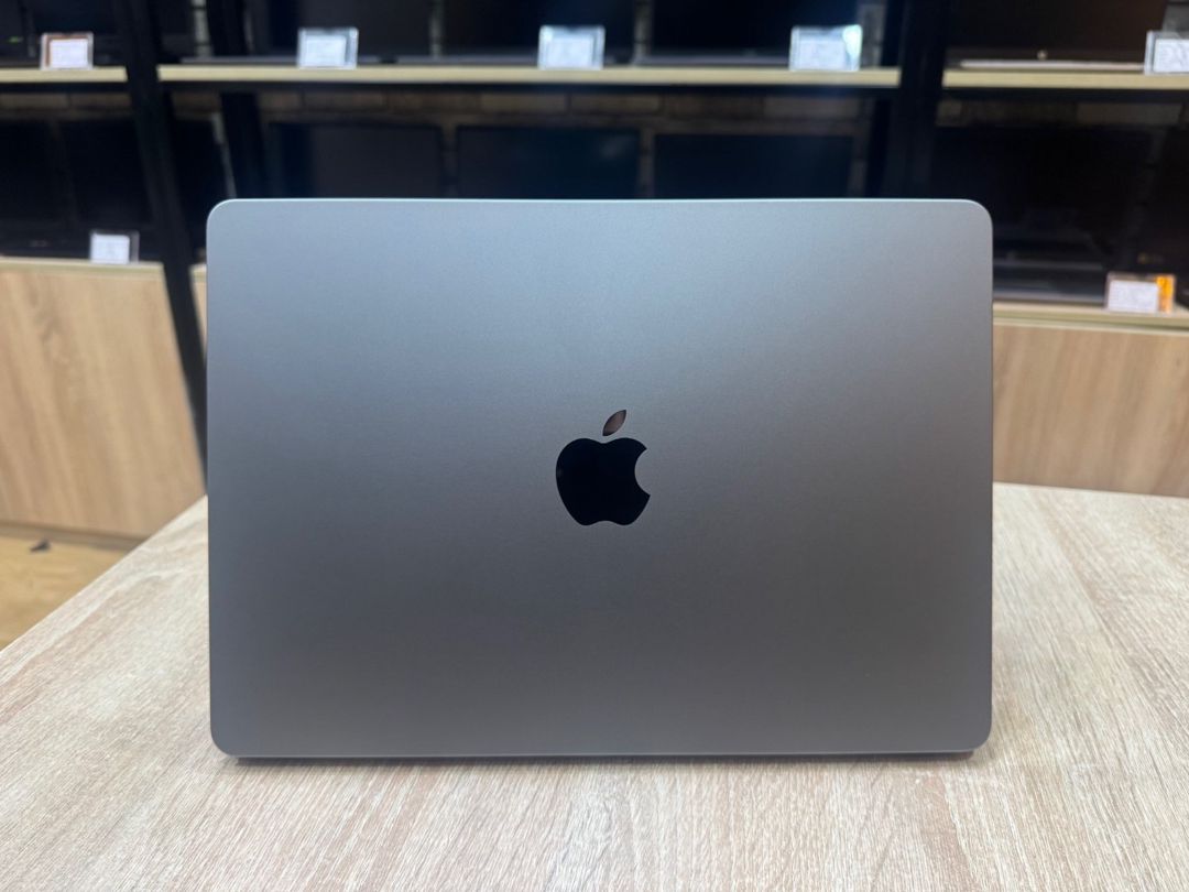 MacBook Air 13 M3 — Elektronika, Bakı (4)