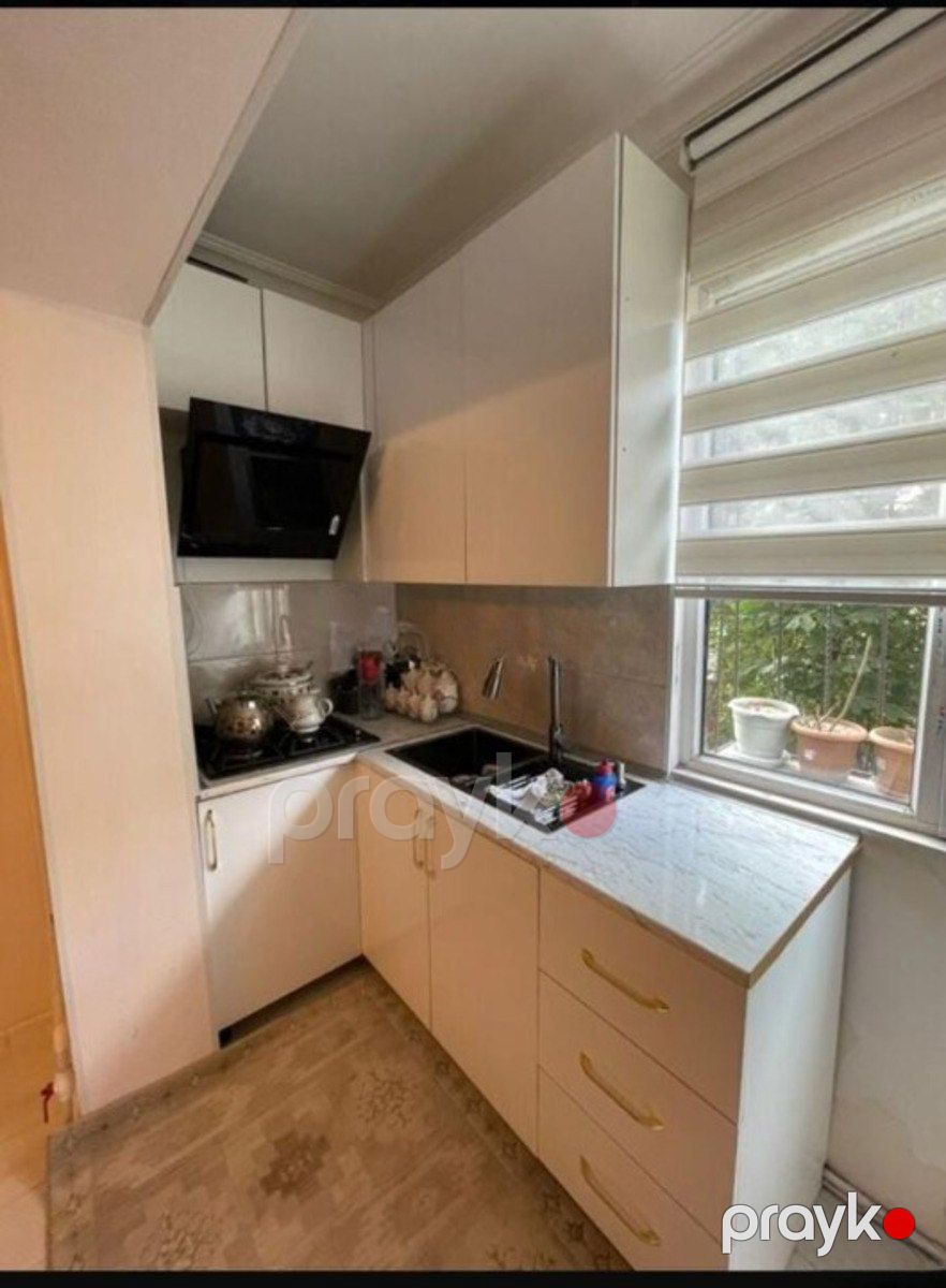 Satılır 3 otaqlı köhnə tikili 65 m² — Mənzil, Bakı (2)