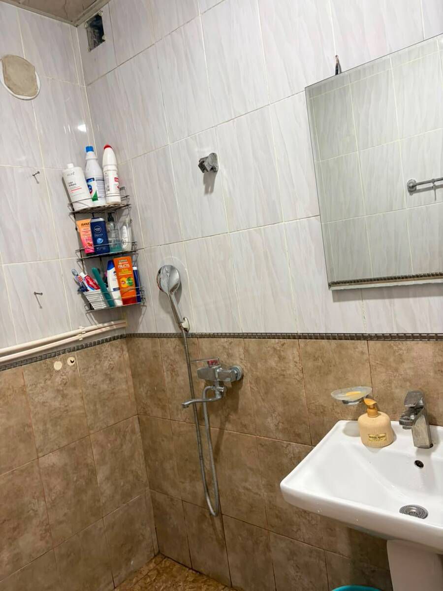 Satılır 2 otaqlı köhnə tikili 55 m² — Mənzil, Bakı (11)