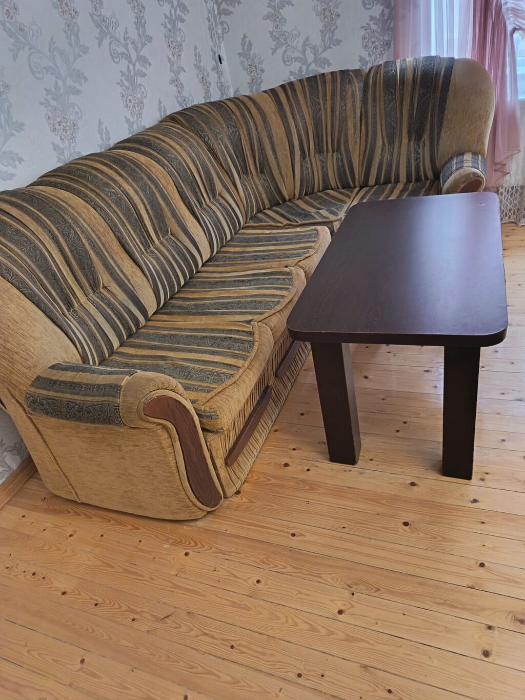 İşlənmiş, Künc divan, Qonaq otağı üçün, Açılmayan