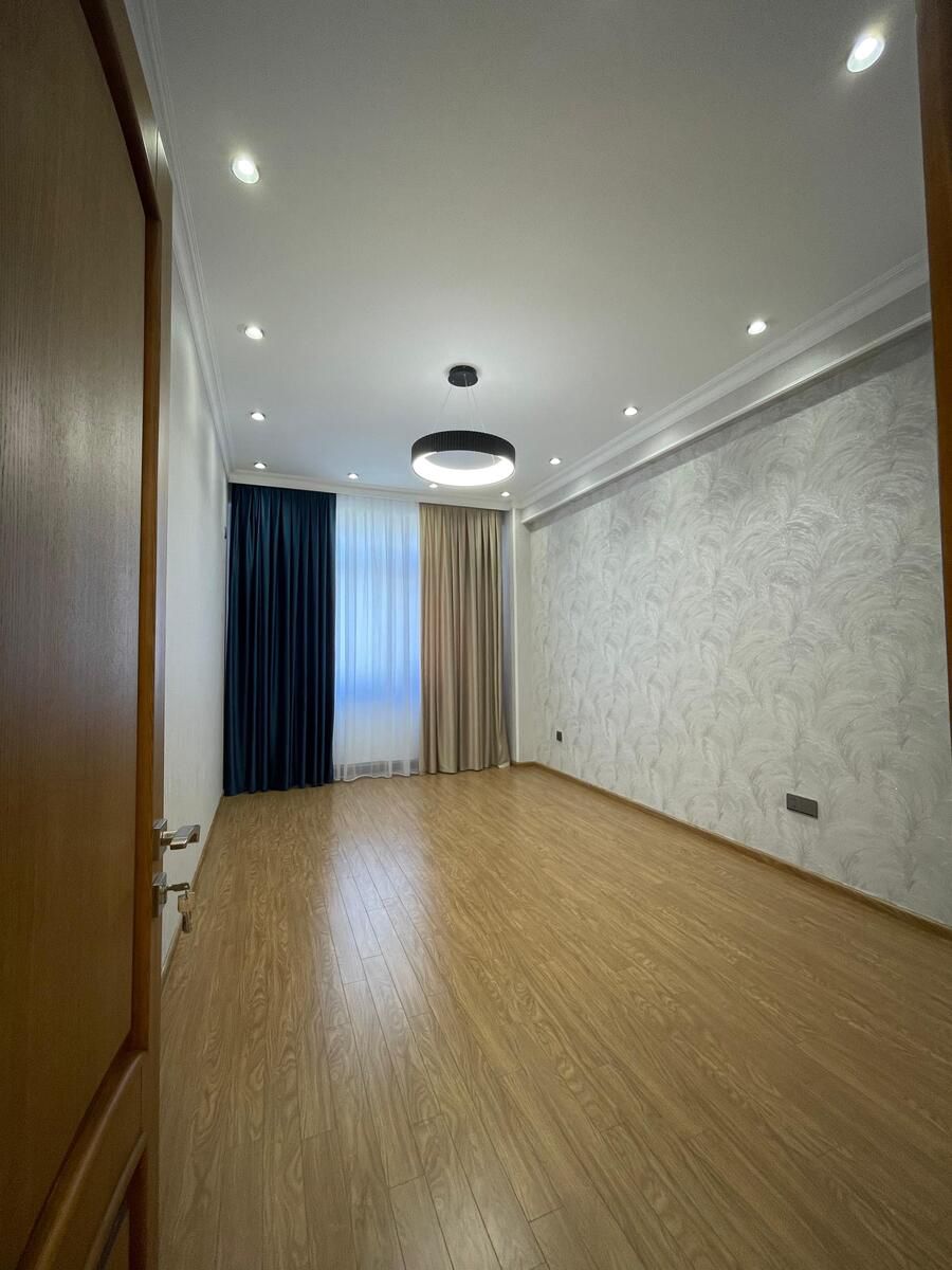 Satılır 3 otaqlı yeni tikili 145 m² — Mənzil, Bakı (12)