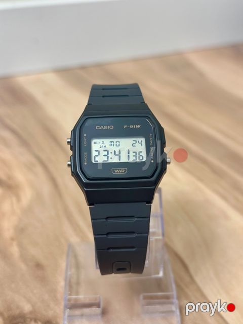 Casio F-91W qol saatı