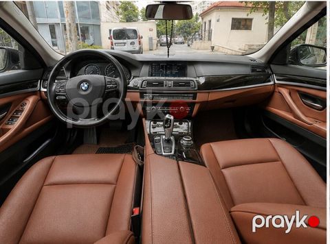 BMW sedan – salon və avadanlıq təsviri - Dəri salon: qəhvəyi rəngli — Bakı