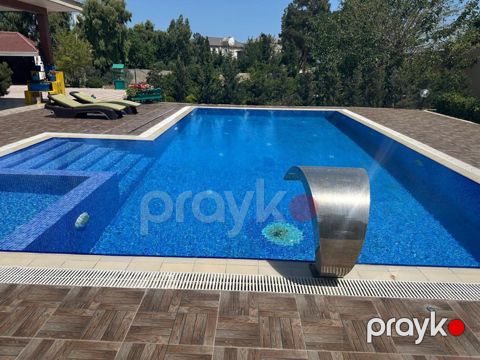 Satılır 6 otaqlı həyət evi/bağ evi 600 m²