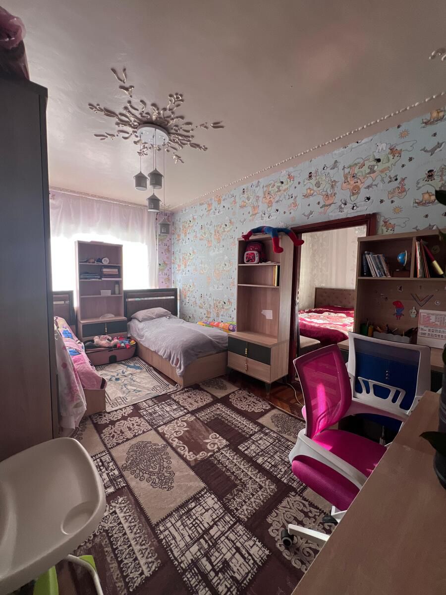 Satılır 4 otaqlı köhnə tikili 100 m² — Mənzil, Bakı (2)