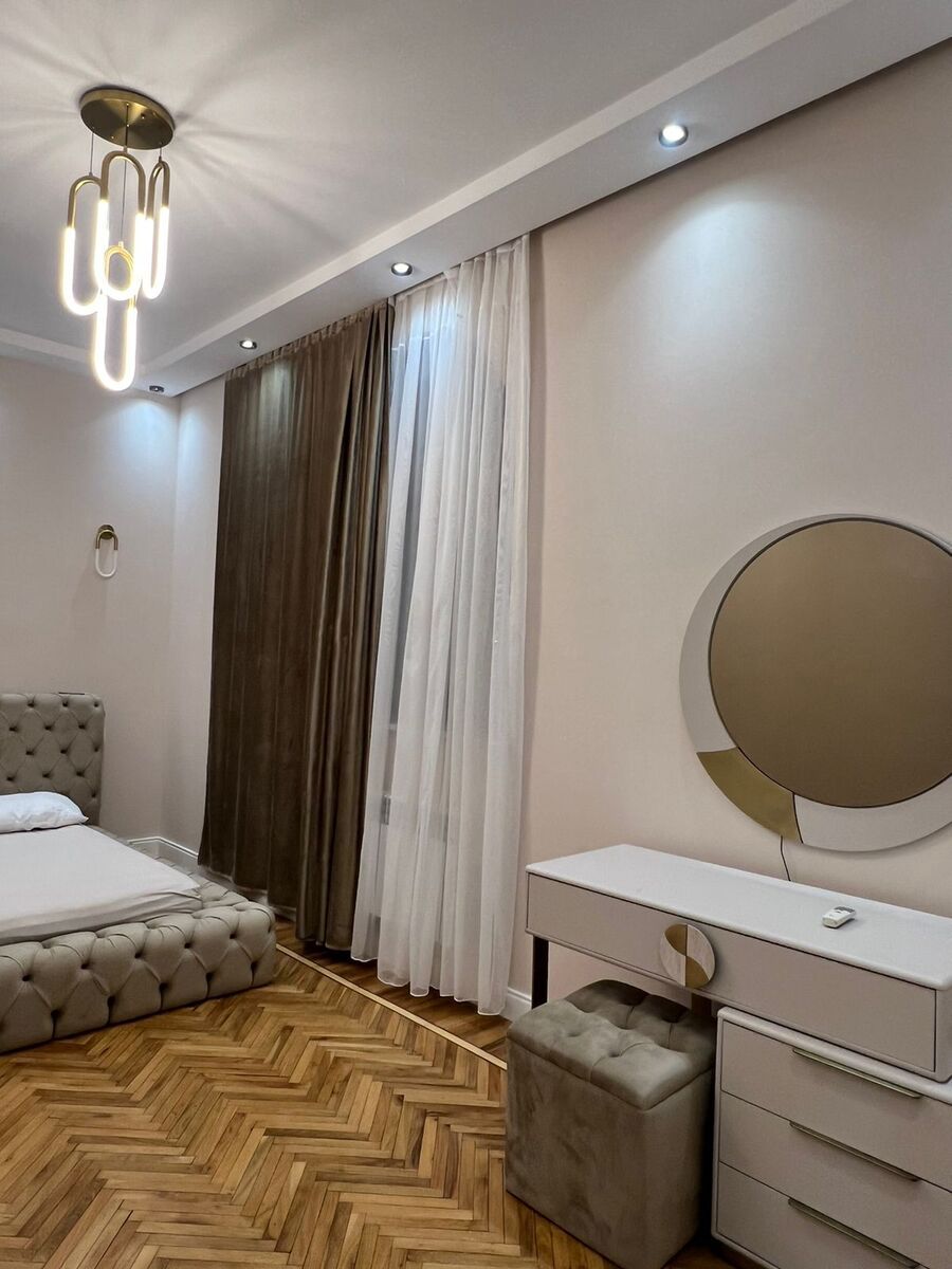 Satılır 7 otaqlı həyət evi/bağ evi 333 m² — Ev, villa, Bakı (12)