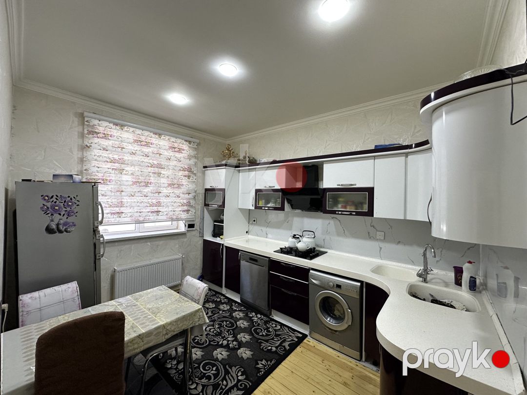 Satılır 8 otaqlı həyət evi/bağ evi 170 m² — Ev, villa, Bakı (5)
