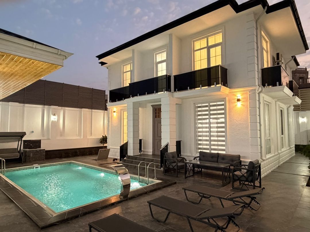 Villa kirayə verilir, Novxanı qəs — Ev, villa, Bakı