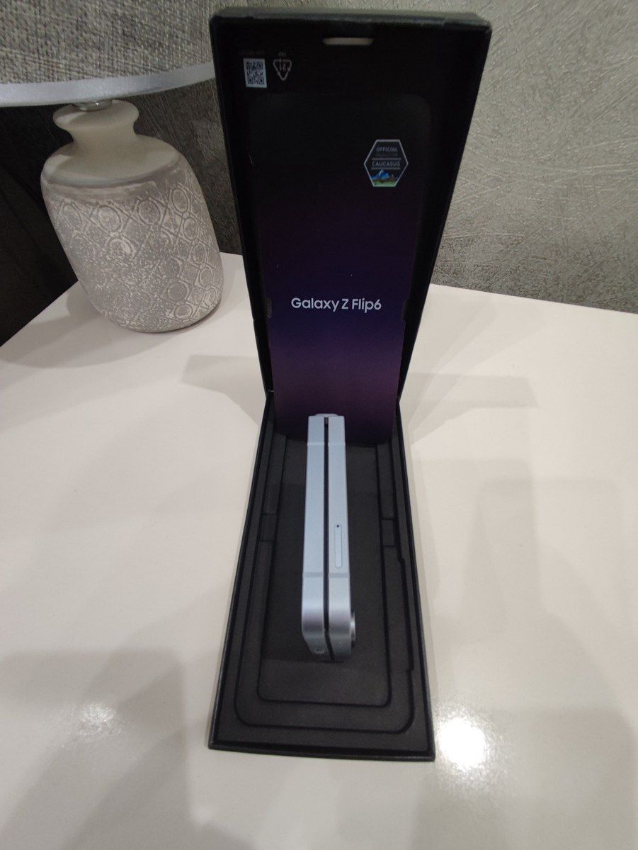 Samsung Galaxy Z Flip 6 Blue 256GB/12GB — Mallar, Bakı (7)