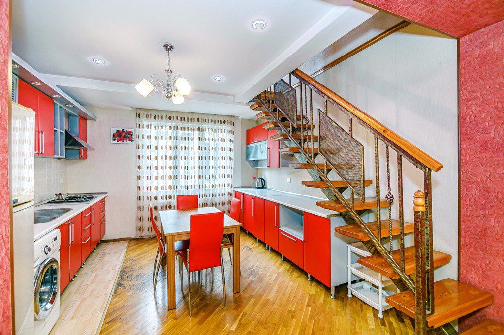 İcarəyə verilir 3 otaqlı köhnə tikili 120 m² — Mənzil, Bakı (8)