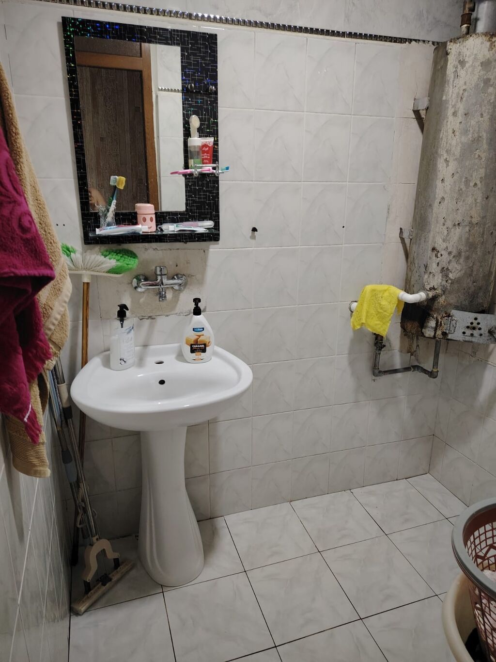 Gəncə şəhərində otaq yoldaşı qızlar, xanımlar axtarılır. Hər bir nəfər — Daşınmaz əmlak, Gəncə (9)