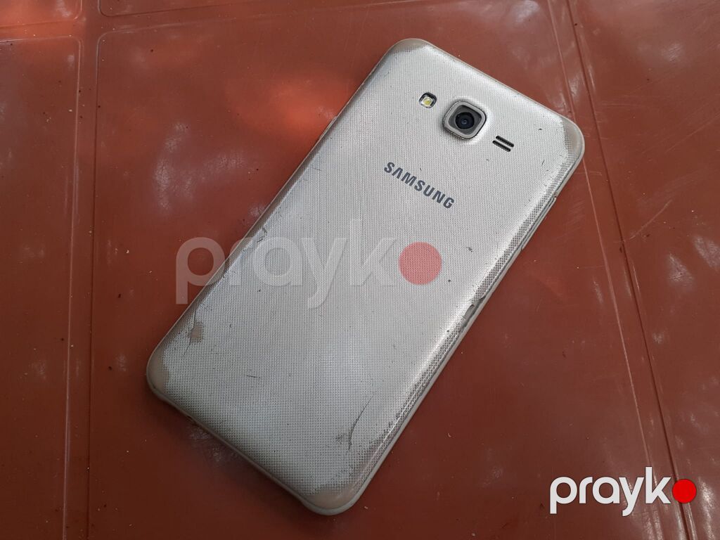 Samsung Galaxy J7 2018, 16 GB, rəng - Qızılı, Zəmanət, Sensor, İki sim kartlı — Samsung, Gəncə (8)