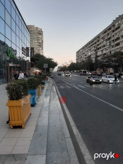 Satılır 2 otaqlı köhnə tikili 60 m²