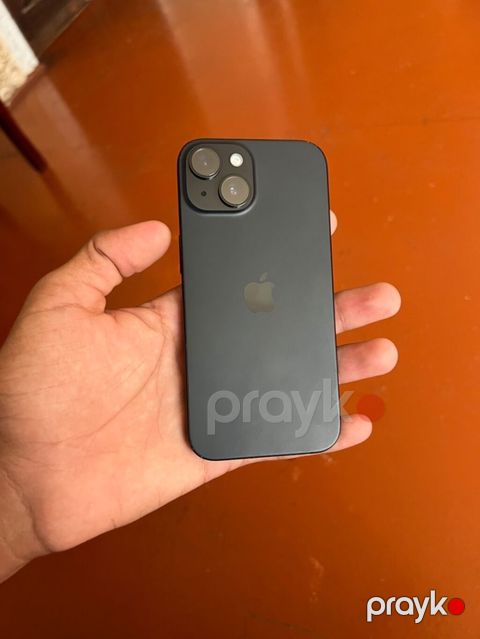 iPhone 15, 128 GB, qara