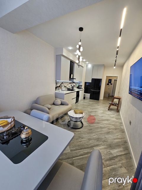 Satılır 2 otaqlı yeni tikili 82 m²