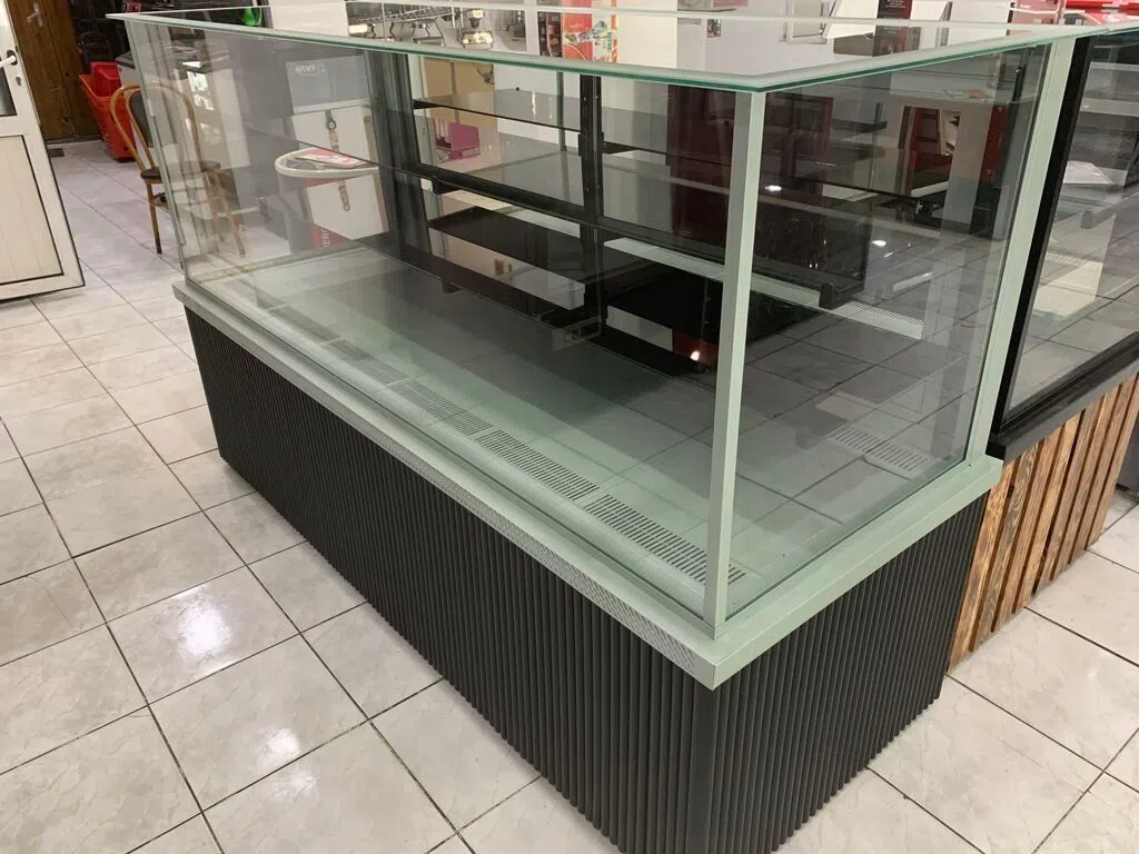 Yeni Şirniyyat Tort Vitrin Soyuducusu