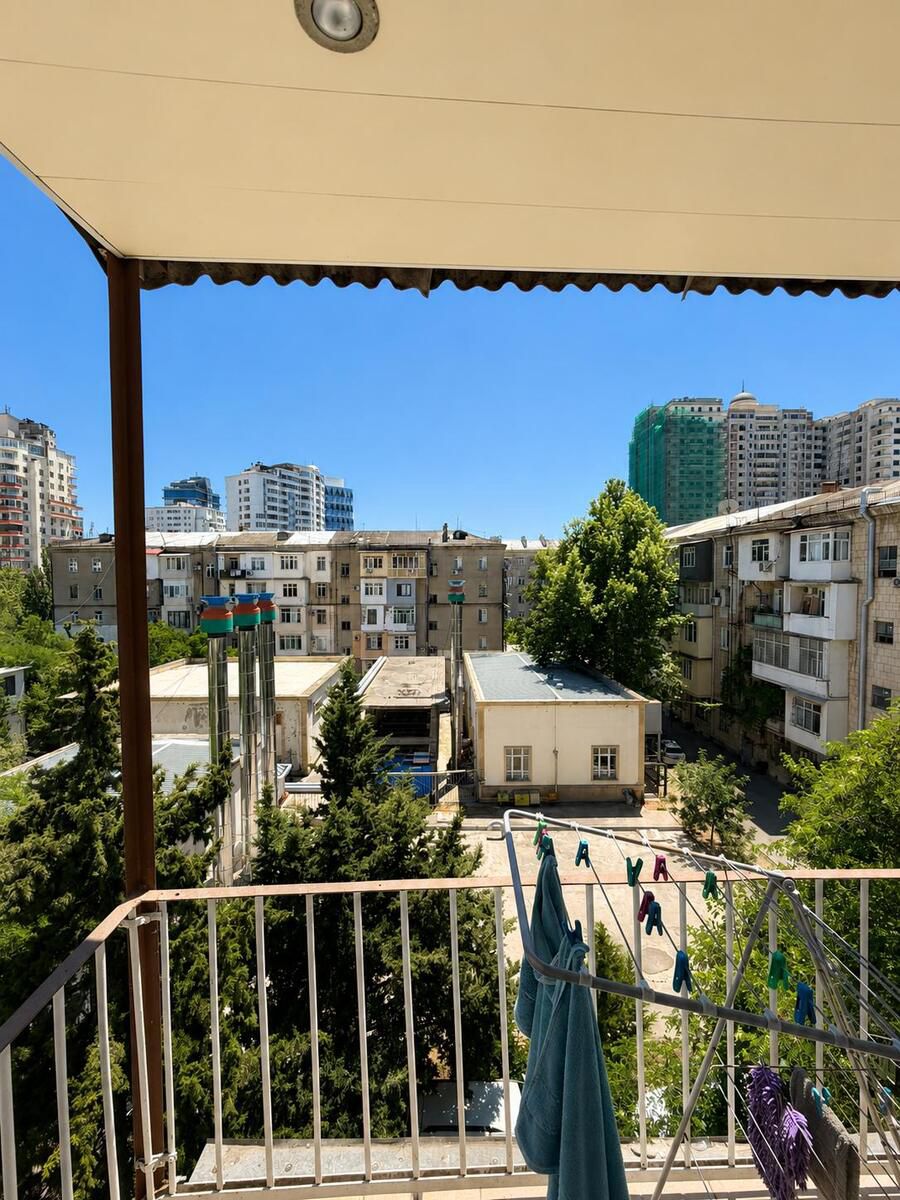 Satılır 3 otaqlı köhnə tikili 75 m² — Mənzil, Bakı (9)
