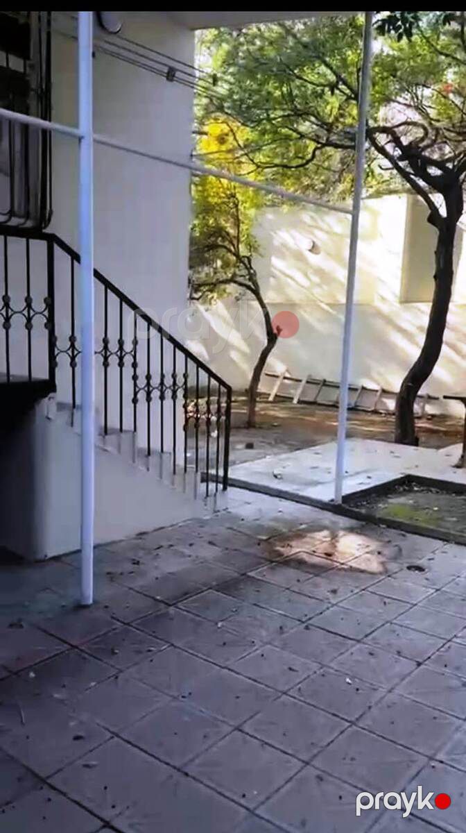 Satılır 2 otaqlı köhnə tikili 65 m² — Mənzil, Bakı (11)
