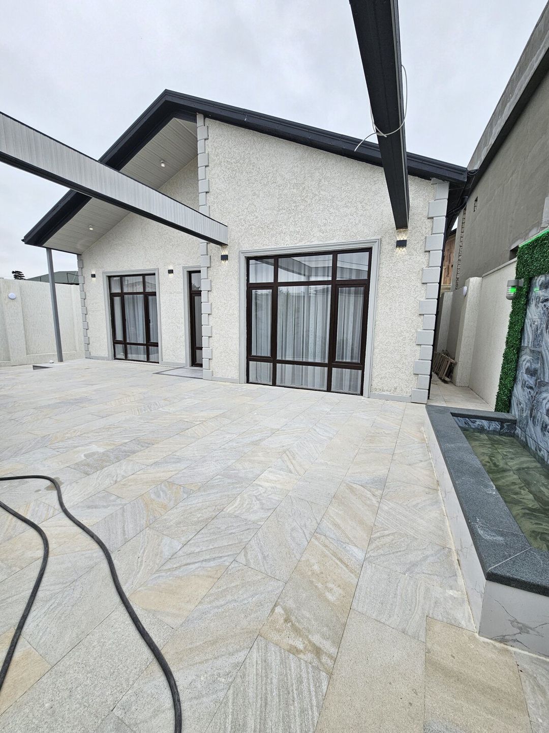 Satılır 3 otaqlı həyət evi/bağ evi 120 m² — Ev, villa, Bakı (2)