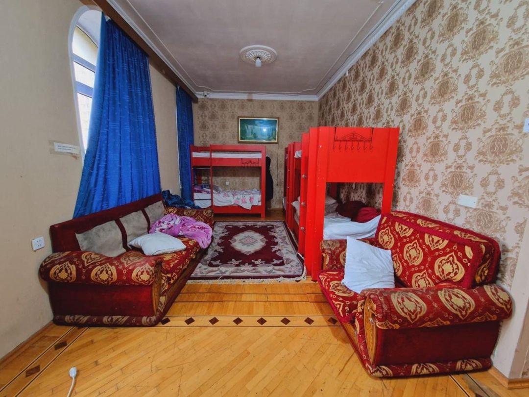 Satılır 8 otaqlı köhnə tikili 280 m² — Mənzil, Bakı (5)