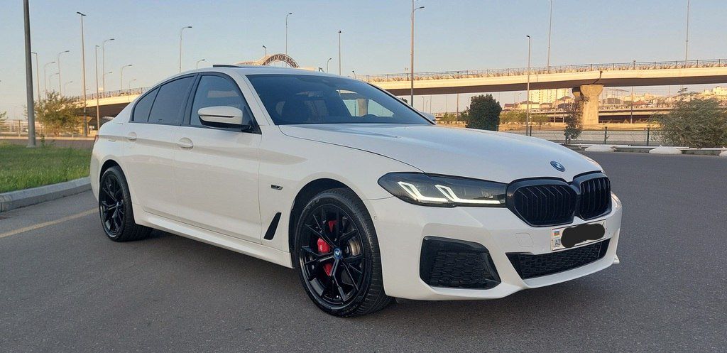 BMW 530e, 2.0 L, 12 kWh, 2023 il, 32 000 km — Avtomobillər, Bakı (7)