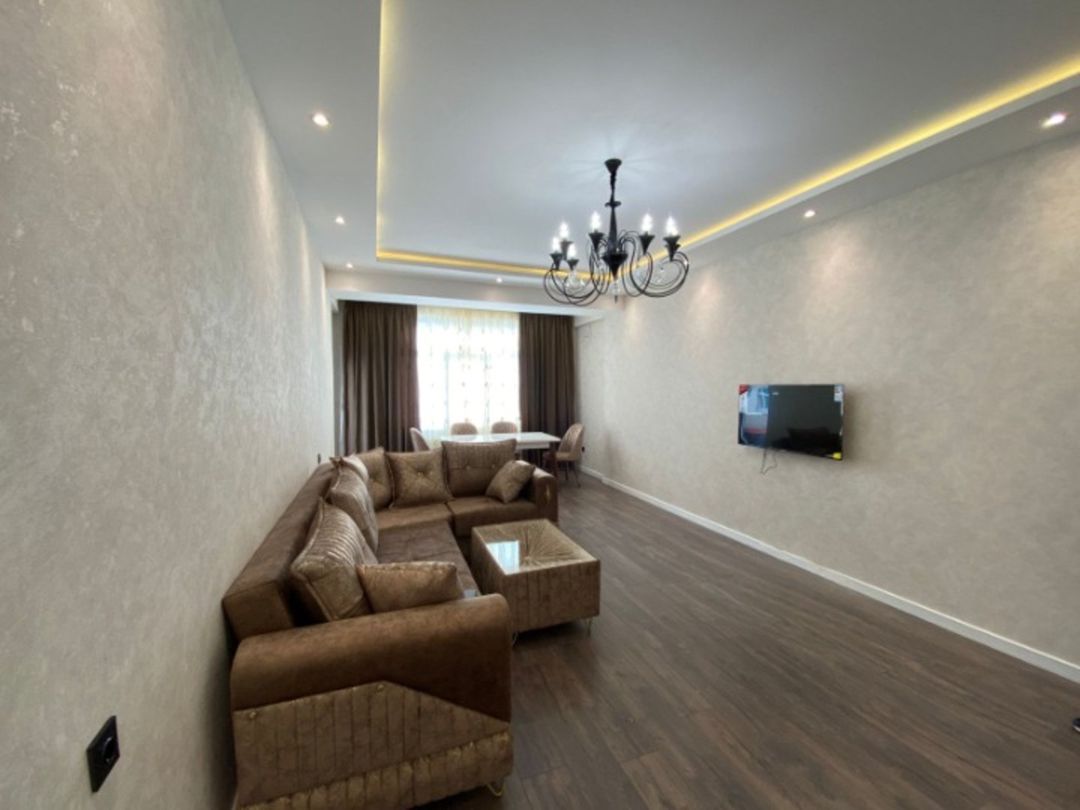 İcarəyə verilir 3 otaqlı yeni tikili 160 m² — Mənzil, Bakı