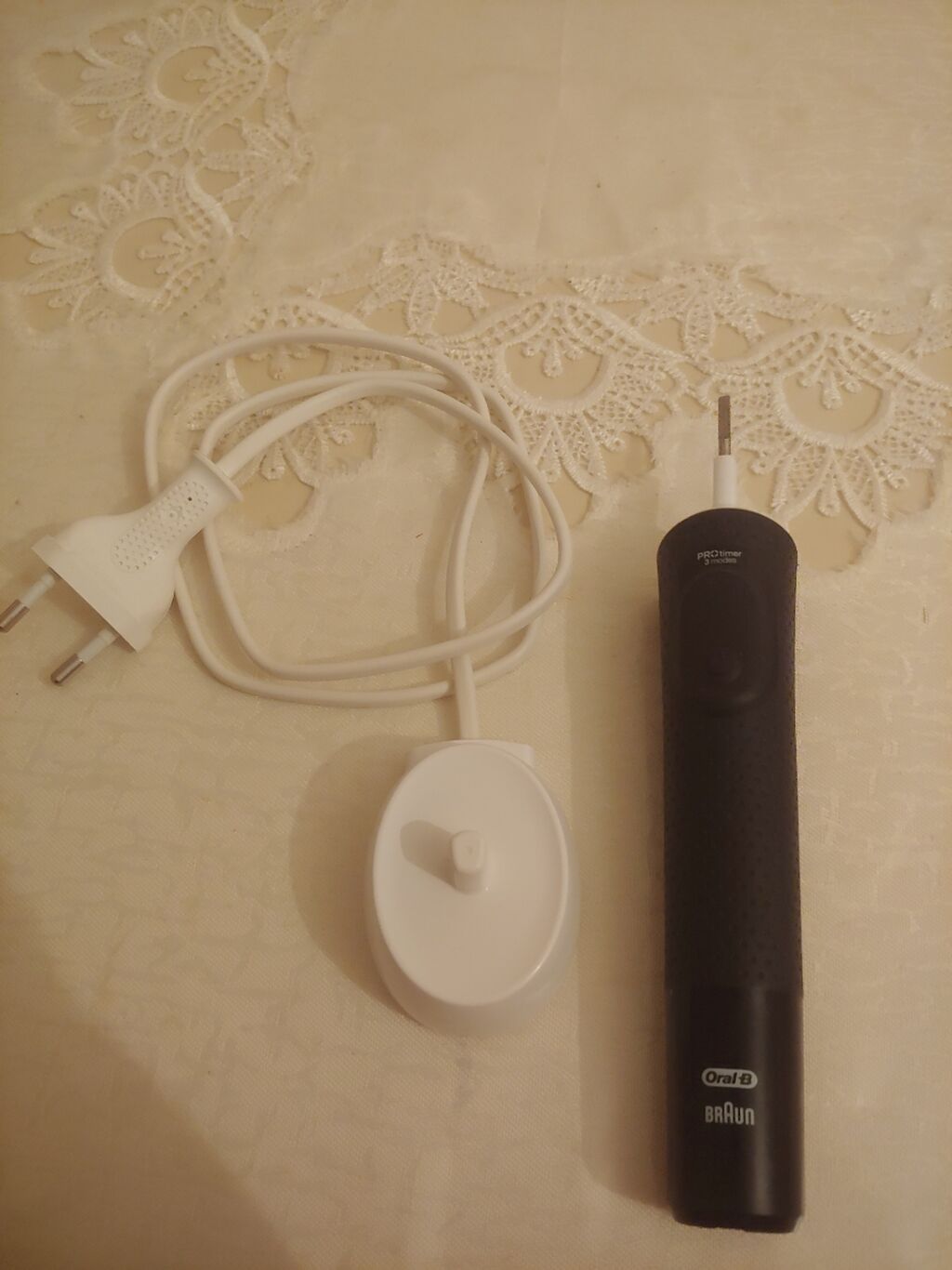 Oral-B Braun elektrik diş fırçası gövdəsi və şarj cihazı - Brend