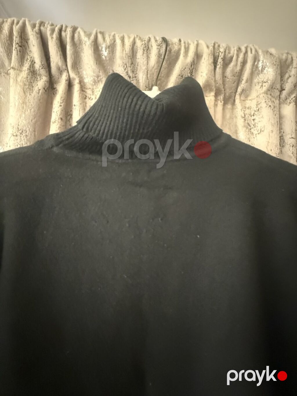 Qara rəngli boğazlı sviter - Klassik, təkrəng qara dizayn - Yüksək — Şəxsi əşyalar, Bakı (3)