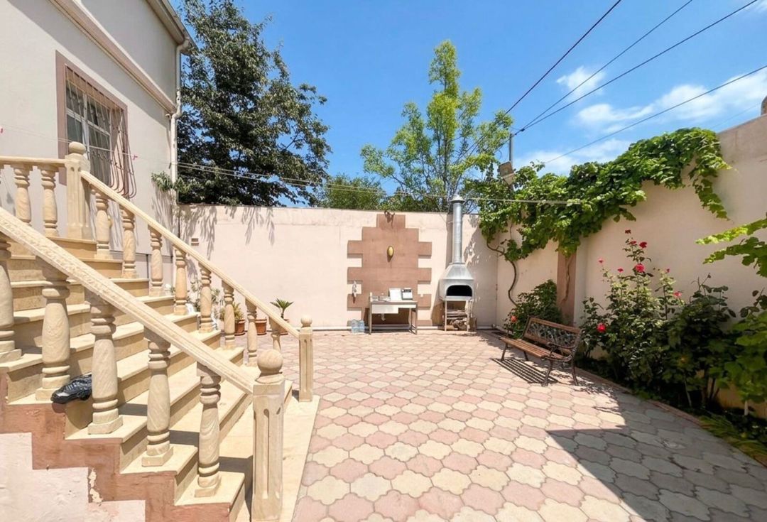 Satılır 4 otaqlı həyət evi/bağ evi 285 m² — Ev, villa, Bakı (4)