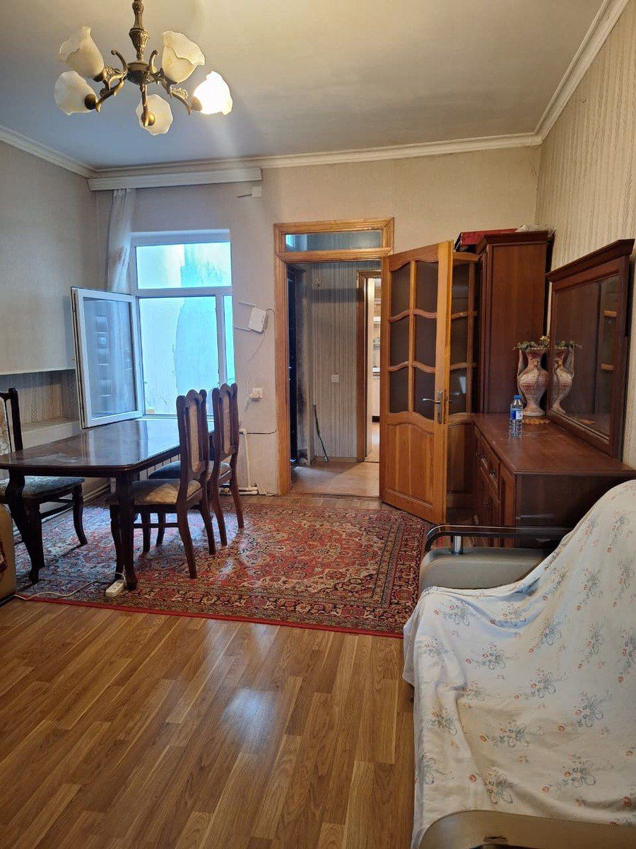 İcarəyə verilir 2 otaqlı köhnə tikili 70 m² — Mənzil, Bakı (3)