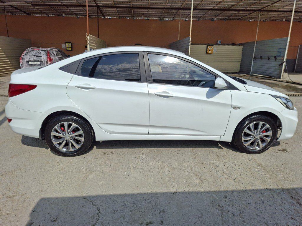 Hyundai Accent, 1.4 L, 2011 il, 206 000 km — Avtomobillər, Bakı (7)