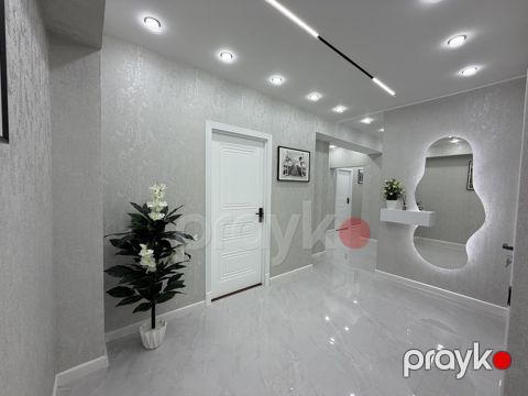 Satılır 3 otaqlı yeni tikili 110 m²