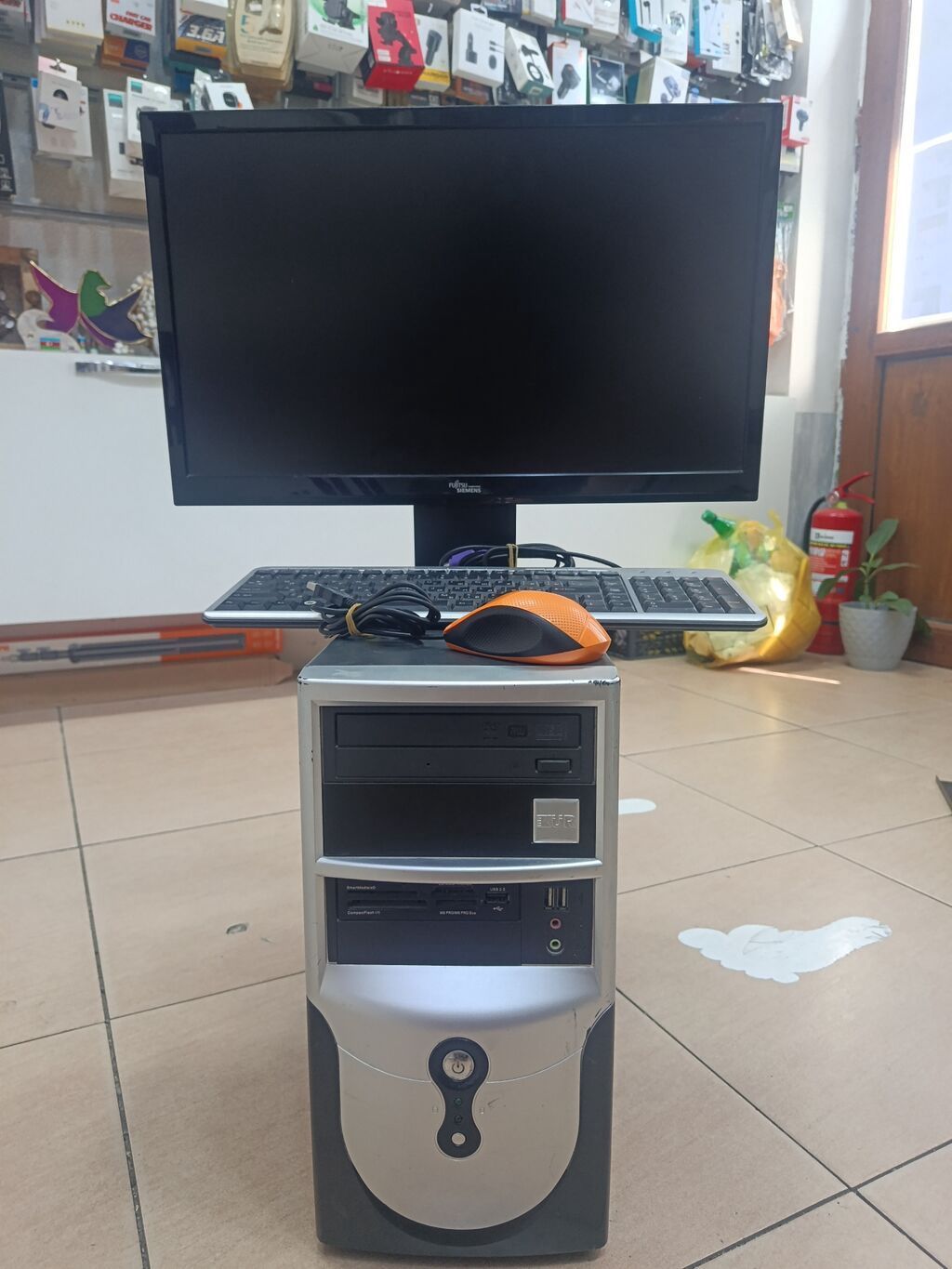 Stolüstü Kompüter Dəsti Komponentlər: - Monitor: Fujitsu Siemens 22" — Elektronika, Bakı (7)