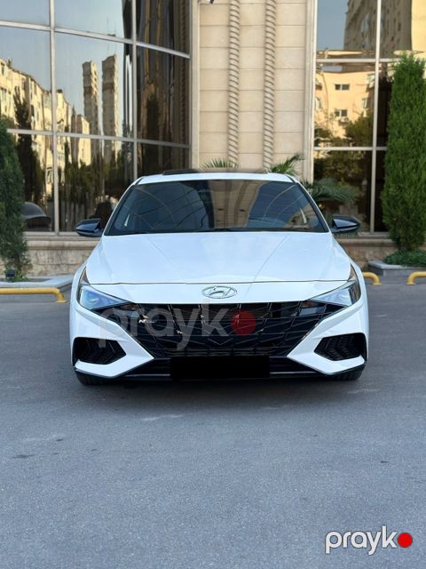 Hyundai Elantra, 2023 il