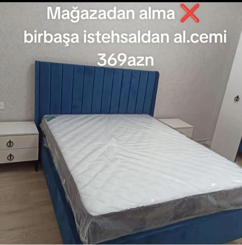 Mavi rəngli yumşaq parça ilə üzlənmiş iki nəfərlik çarpayı dəsti