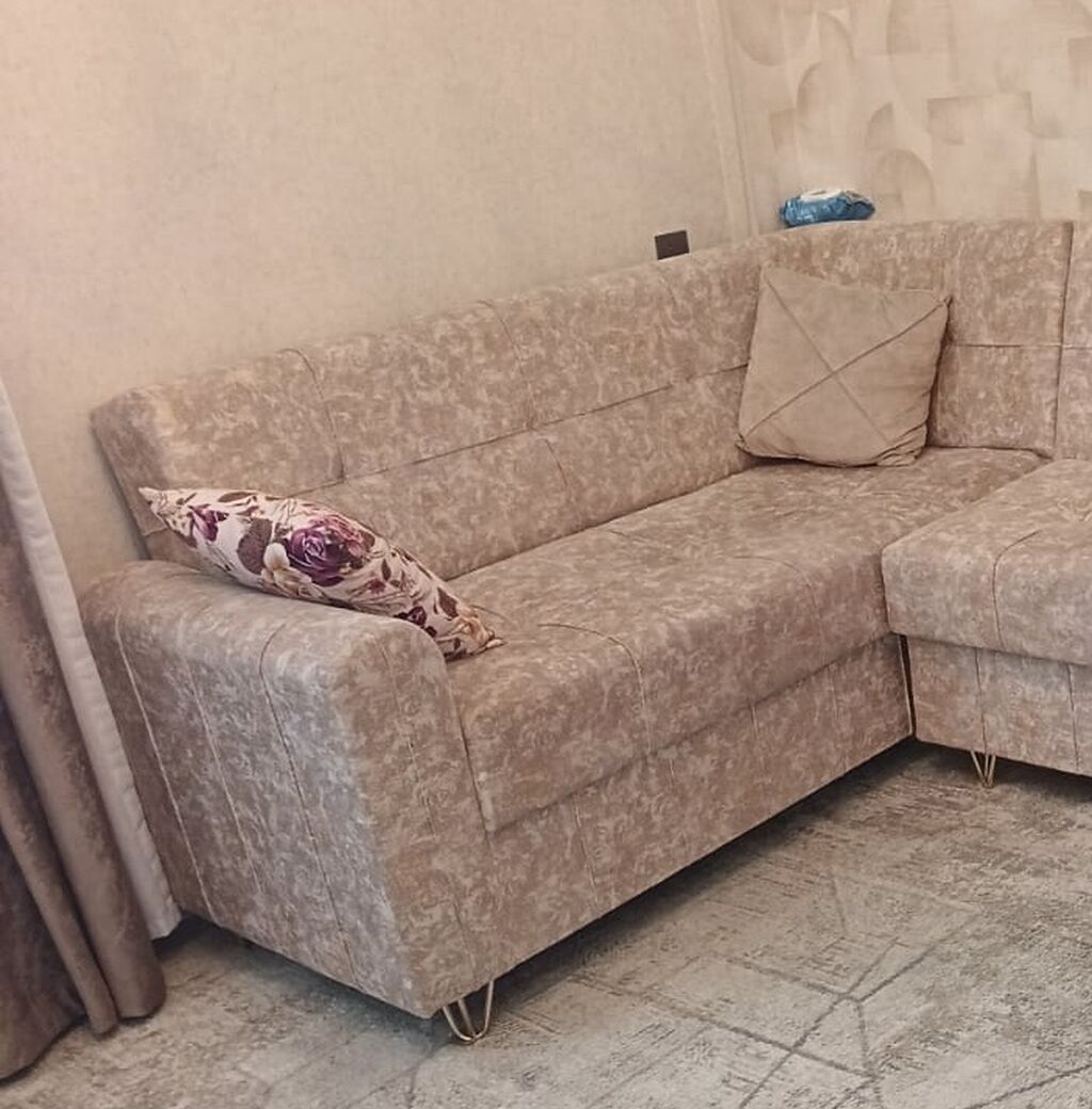 Təmiz və səliqəli istifadə olunub. Ölçüsü 2 m × 1.70 m. Ünvan — Mebel, Xırdalan (2)