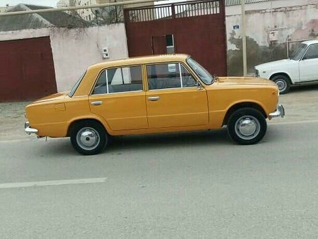 Yalnız WhatsApp VAZ 2101 “Jiquli” sedan, xardal-sarı rəngdə klassik — Avto, Bakı (5)