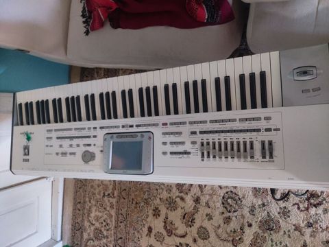 Təcili satılır Korg Pa2X Pro aranjor klaviatura - Model: Korg Pa2X