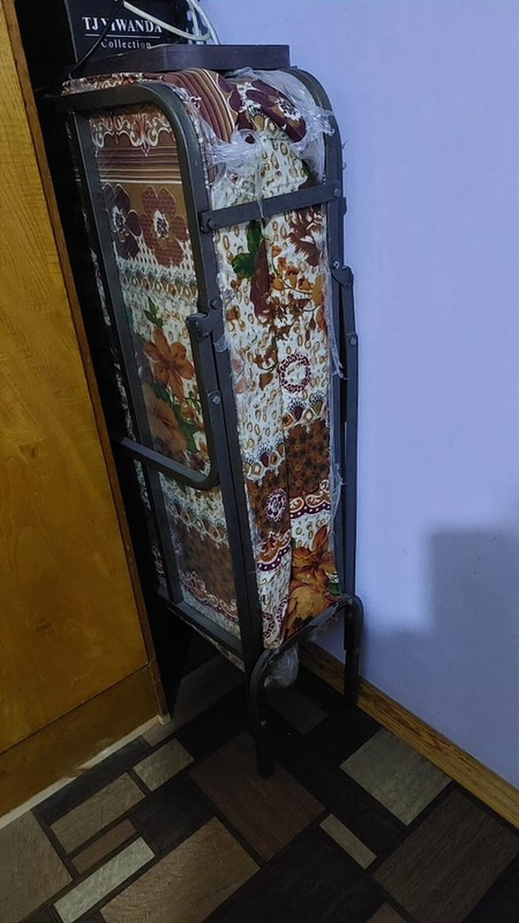 İşlənmiş, Matraslı raskladuşka — Çətir çarpayıları, Sumqayıt (2)