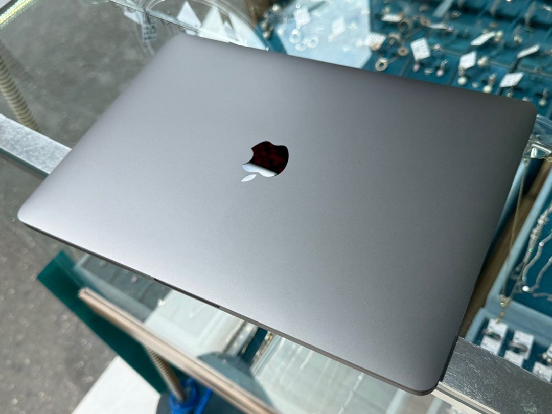 Apple Macbook Pro — Elektronika, Bakı (3)
