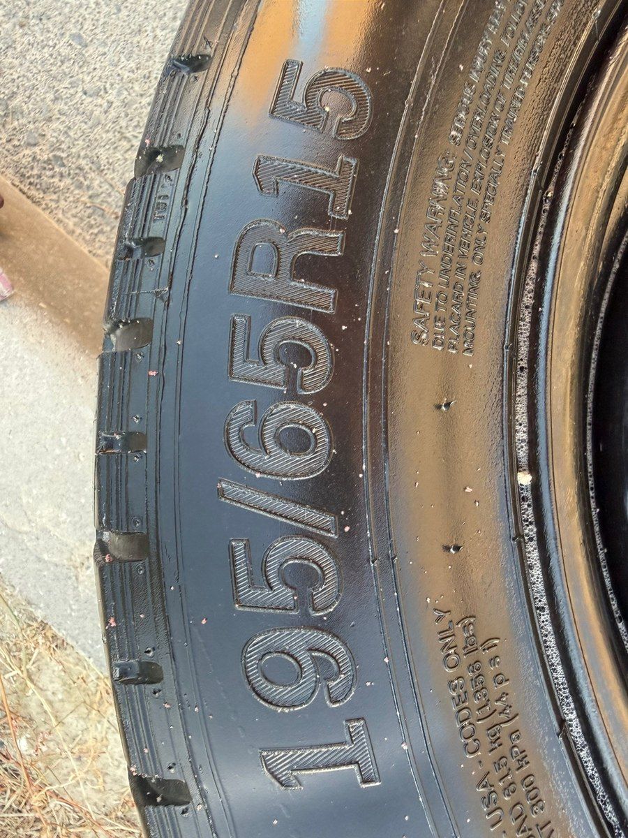 Mercedes təkərləri 165/65 R15 — Ehtiyat hissələri və aksesuarlar, Bakı (2)