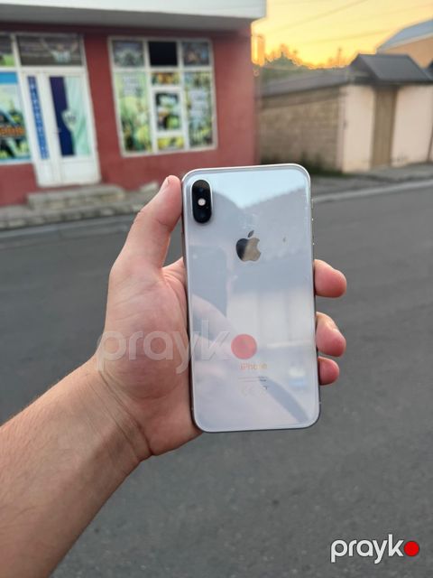 Apple iPhone X Silver 256GB/3GB — Quba