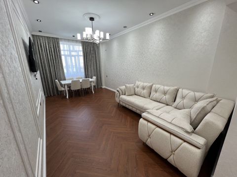 Satılır 3 otaqlı yeni tikili 93 m² — Bakı